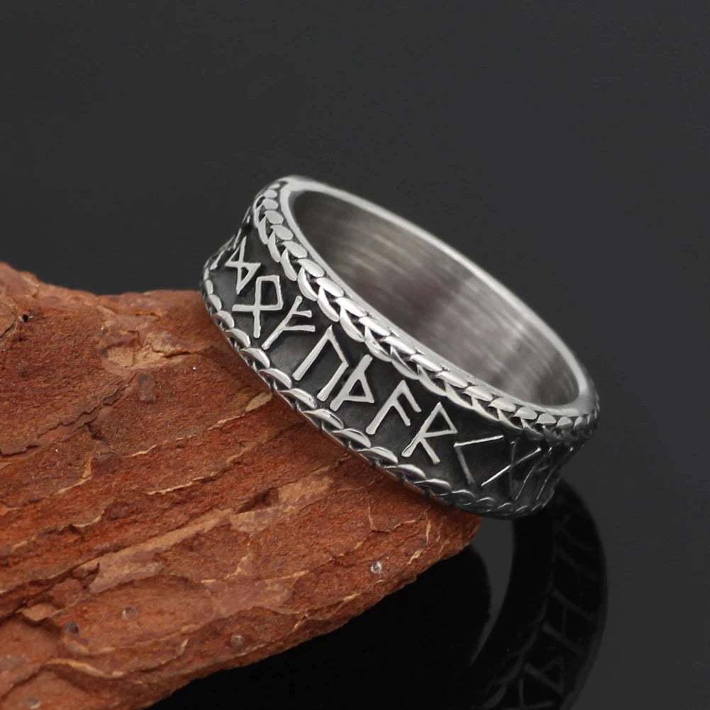 Runic Norse Ring (R001)
